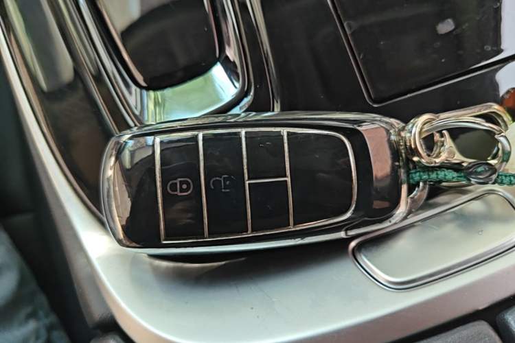 Used AION S Plus 2025 Comfort Version 53.241 kWh Interior 1
