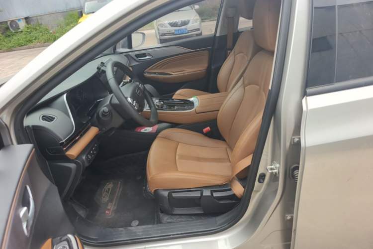 Used AION S Plus 2025 Travel Edition 52.998 kWh Left Front Seat