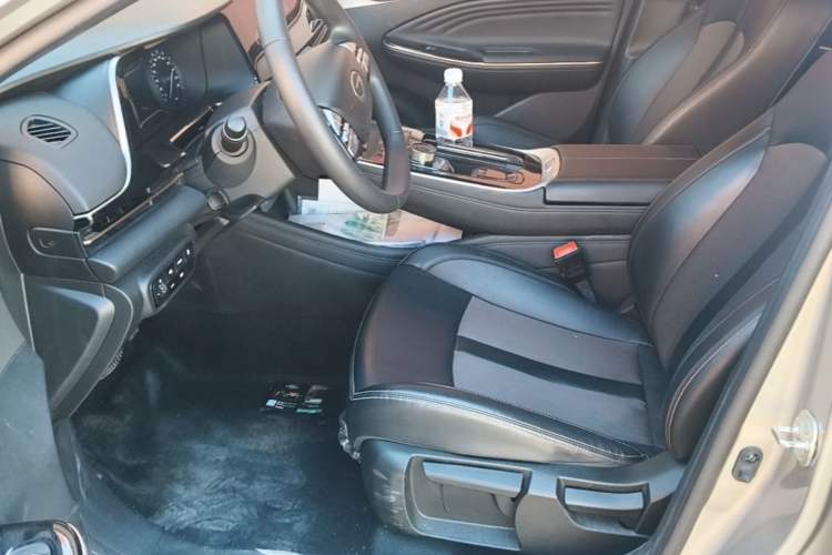 Used AION S Plus 2025 Travel Edition 53.241 kWh Left Front Seat