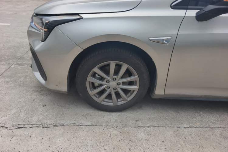 Used AION S Plus 2025 Travel Edition 52.998 kWh Left Front Wheel Hub