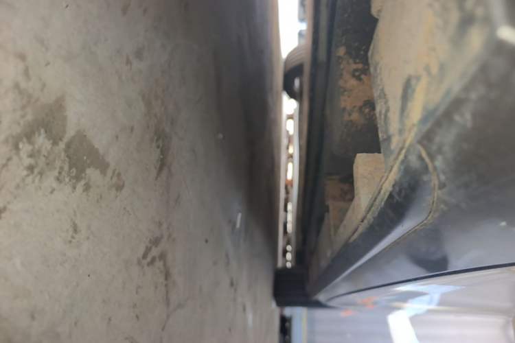 Used AION S Plus 2025 Travel Edition 52.998 kWh Left Side Sill