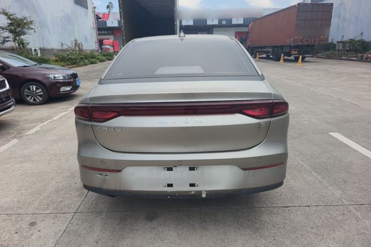 Used AION S Plus 2025 Travel Edition 52.998 kWh Rear
