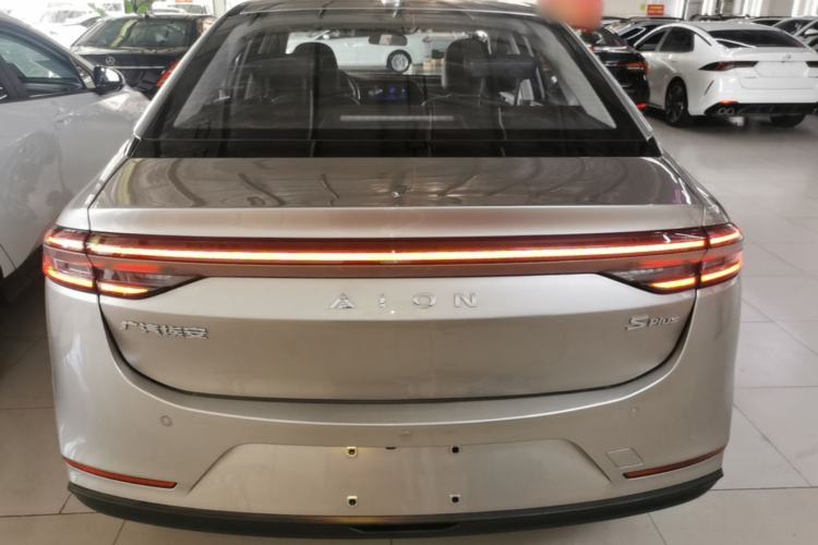 Used AION S Plus 2025 Travel Edition 53.241 kWh Rear