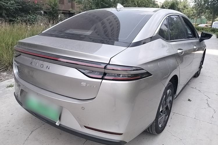 Used AION S Plus 2025 Travel Edition 53.241 kWh Rear Right 45 Deg