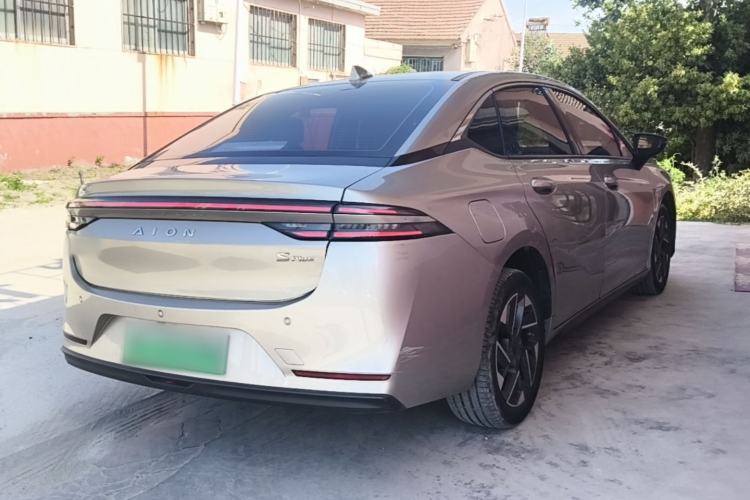 Used AION S Plus 2025 Travel Edition 53.241 kWh Rear Right 45 Deg
