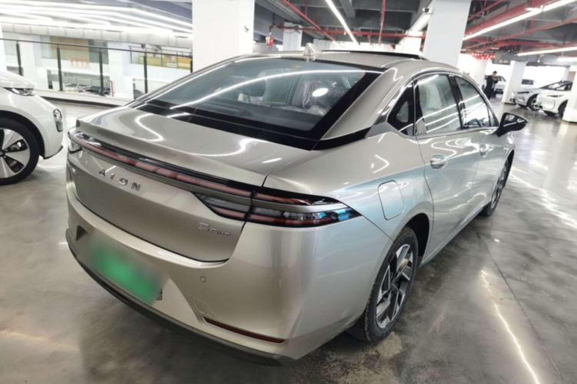 Used AION S Plus 2025 Travel Edition 53.241 kWh Rear Right 45 Deg