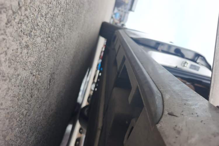 Used AION S Plus 2025 Travel Edition 52.998 kWh Right Side Sill