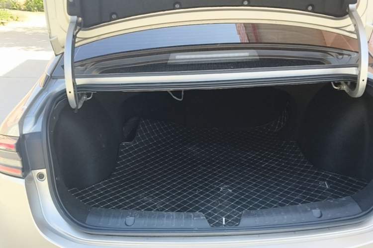 Used AION S Plus 2025 Travel Edition 53.241 kWh Trunk