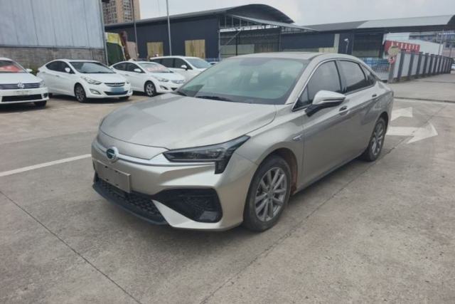 AION S Plus 2025 Travel Edition 52.998 kWh مستعملة