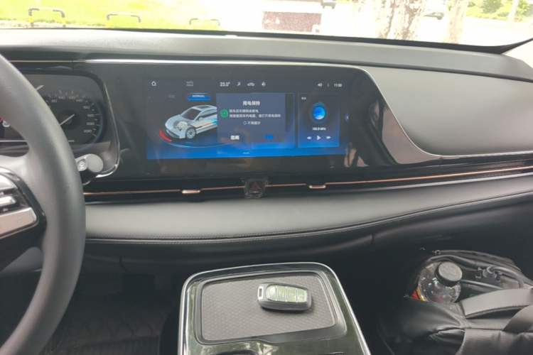 Used AION S Plus 2025 Travel Edition 53.241 kWh Audio And AC Panel