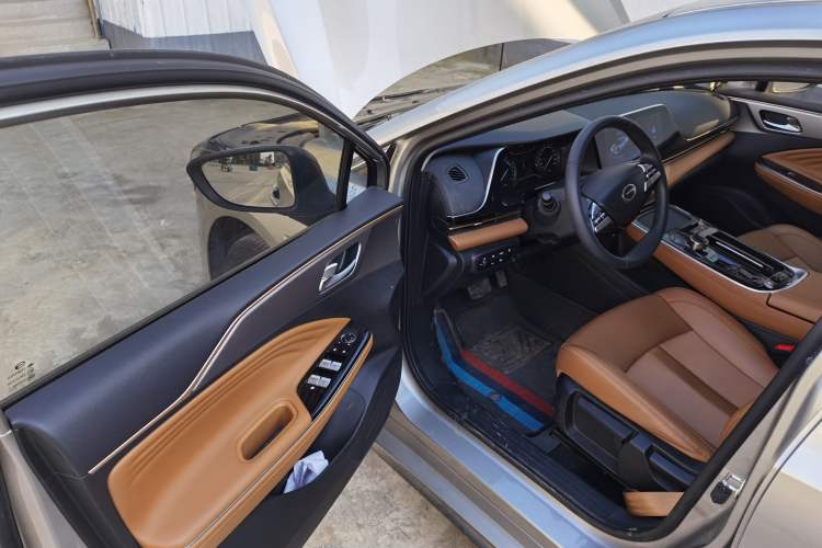 Used AION S Plus 2025 Travel Edition 52.998 kWh Driver Seat