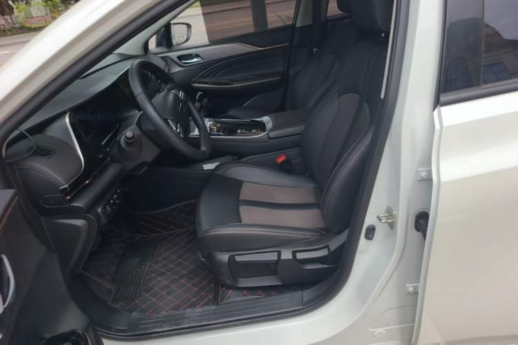 Used AION S Plus 2025 Travel Edition 53.241 kWh Left Front Seat