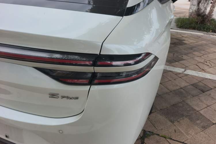 Used AION S Plus 2025 Travel Edition 53.241 kWh Right Rear Taillight