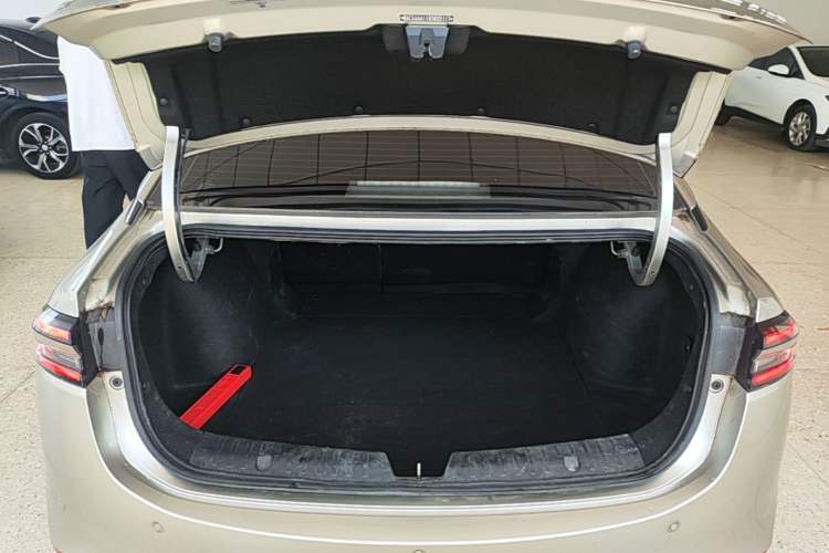 Used AION S Plus 2025 Travel Edition 53.241 kWh Trunk