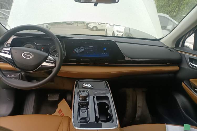 Used AION S Plus 2025 Comfort Version 52.998 kWh Audio And AC Panel