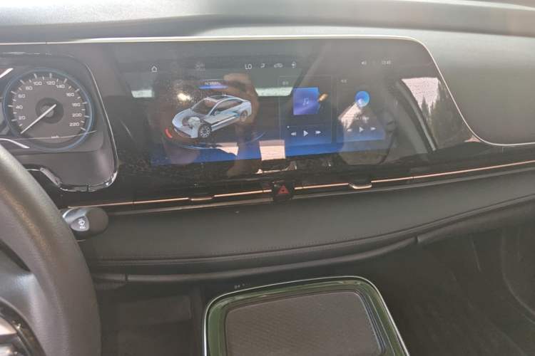 Used AION S Plus 2025 Comfort Version 53.241 kWh Audio And AC Panel