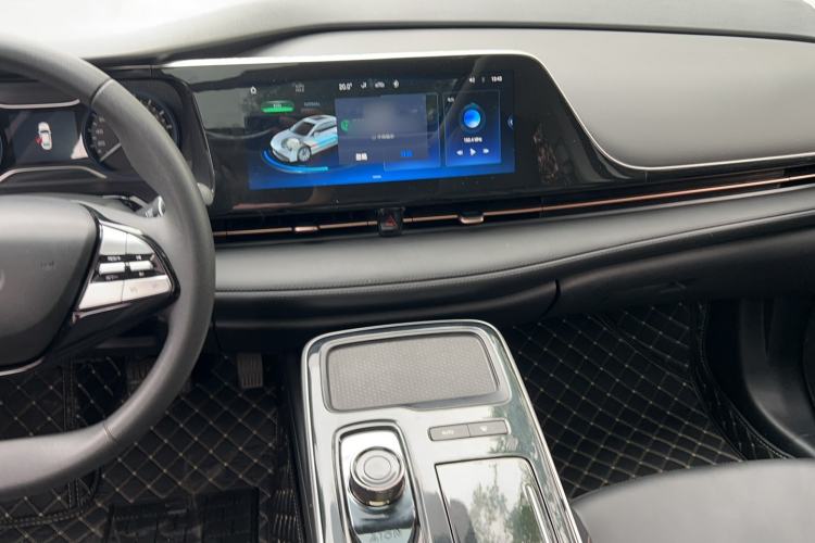 Used AION S Plus 2025 Comfort Version 53.241 kWh Audio And AC Panel