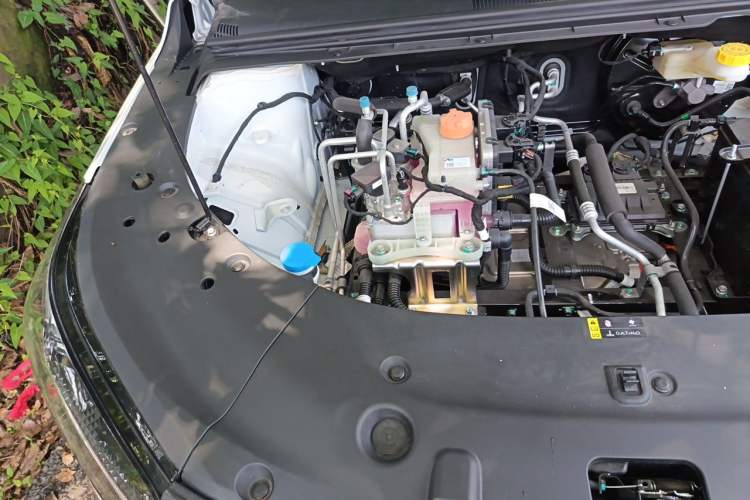 Used AION S Plus 2025 Travel Edition 53.241 kWh Engine Bay Right