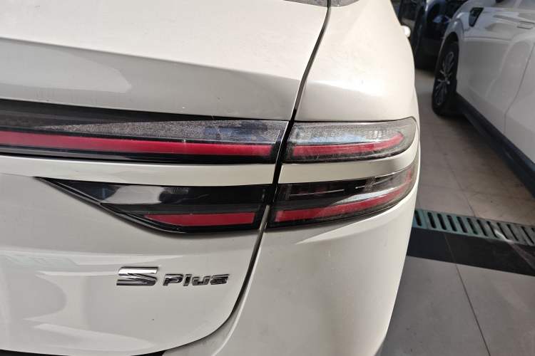Used AION S Plus 2025 Comfort Version 53.241 kWh Exterior 1