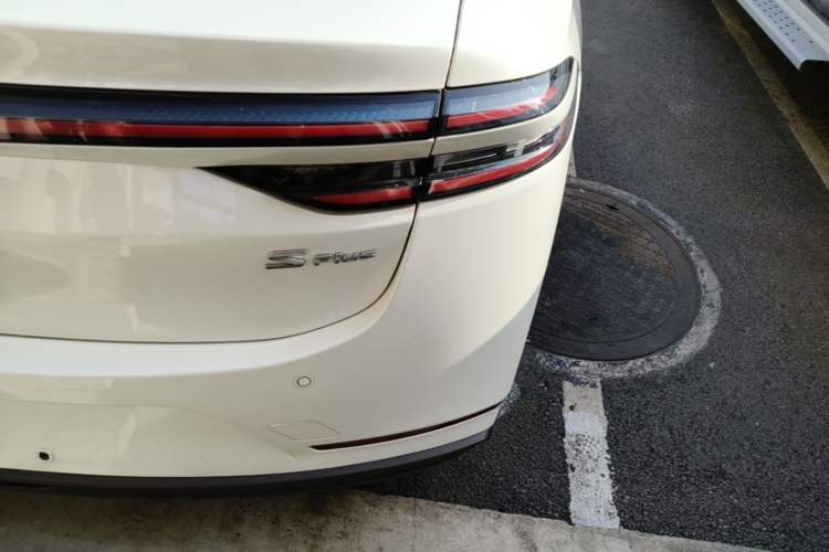 Used AION S Plus 2025 Comfort Version 53.241 kWh Exterior 3