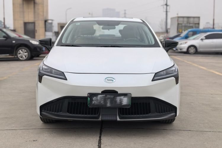 Used AION S Plus 2025 Comfort Version 53.241 kWh Exterior 3