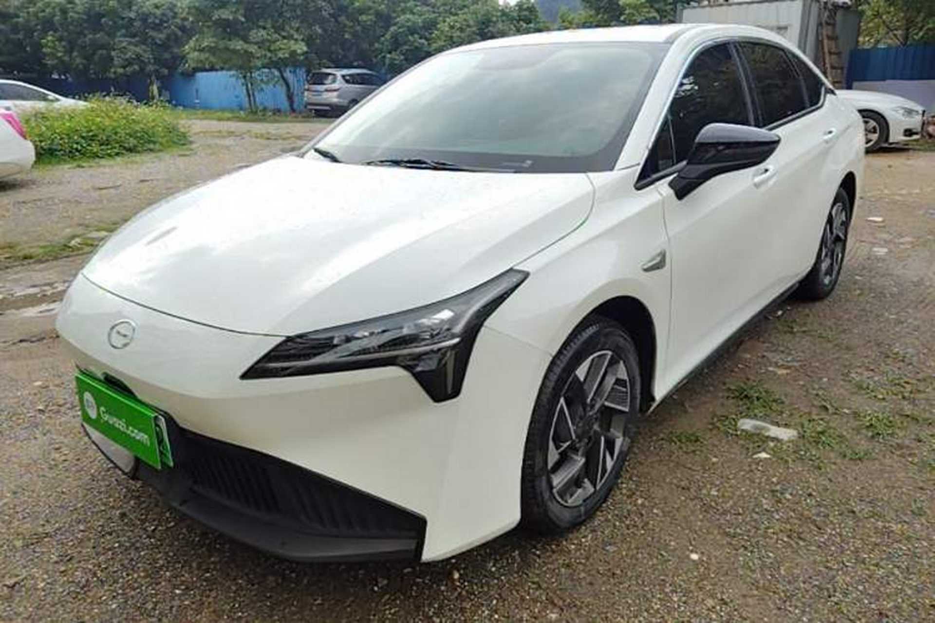 Used AION S Plus 2025 Travel Edition 53.241 kWh Front Left 45 Deg