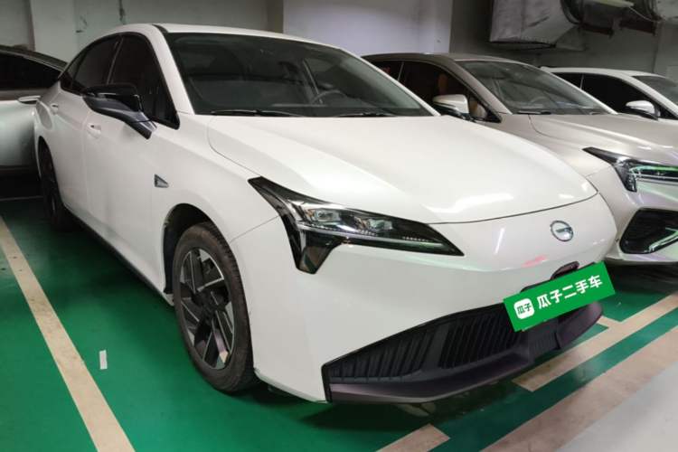Used AION S Plus 2025 Comfort Version 53.241 kWh Front Right 45 Deg