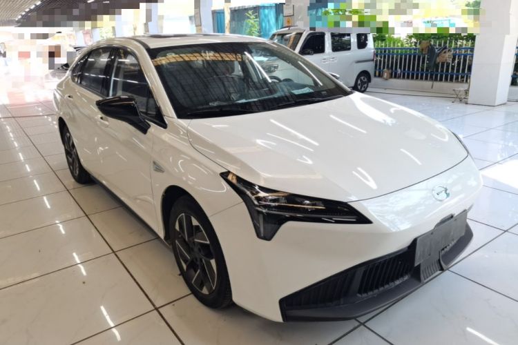 Used AION S Plus 2025 Travel Edition 53.241 kWh Front Right 45 Deg