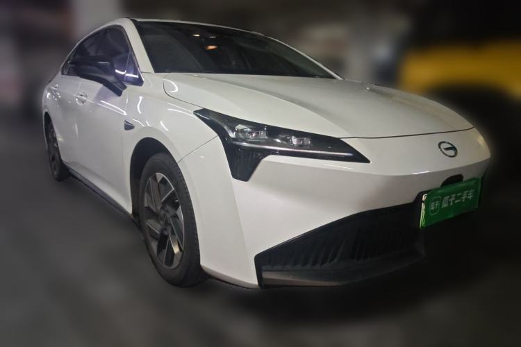 Used AION S Plus 2025 Travel Edition 53.241 kWh Front Right 45 Deg