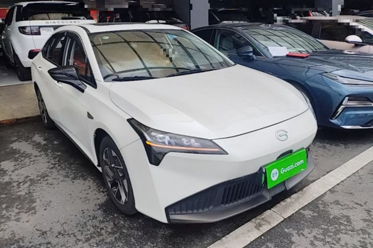 Used AION S Plus 2025 Comfort Version 53.241 kWh Front Right 45 Deg