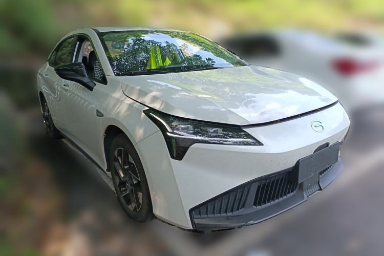 Used AION S Plus 2025 Travel Edition 53.241 kWh Front Right 45 Deg