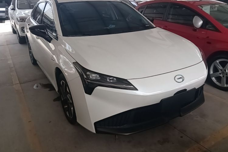 Used AION S Plus 2025 Travel Edition 53.241 kWh Front Right 45 Deg
