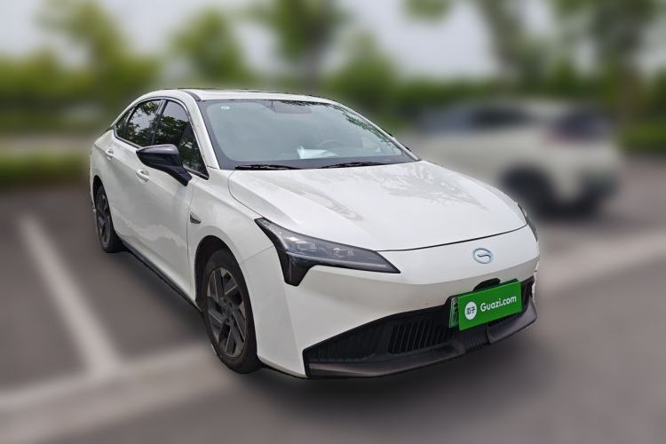 Used AION S Plus 2025 Comfort Version 53.241 kWh Front Right 45 Deg