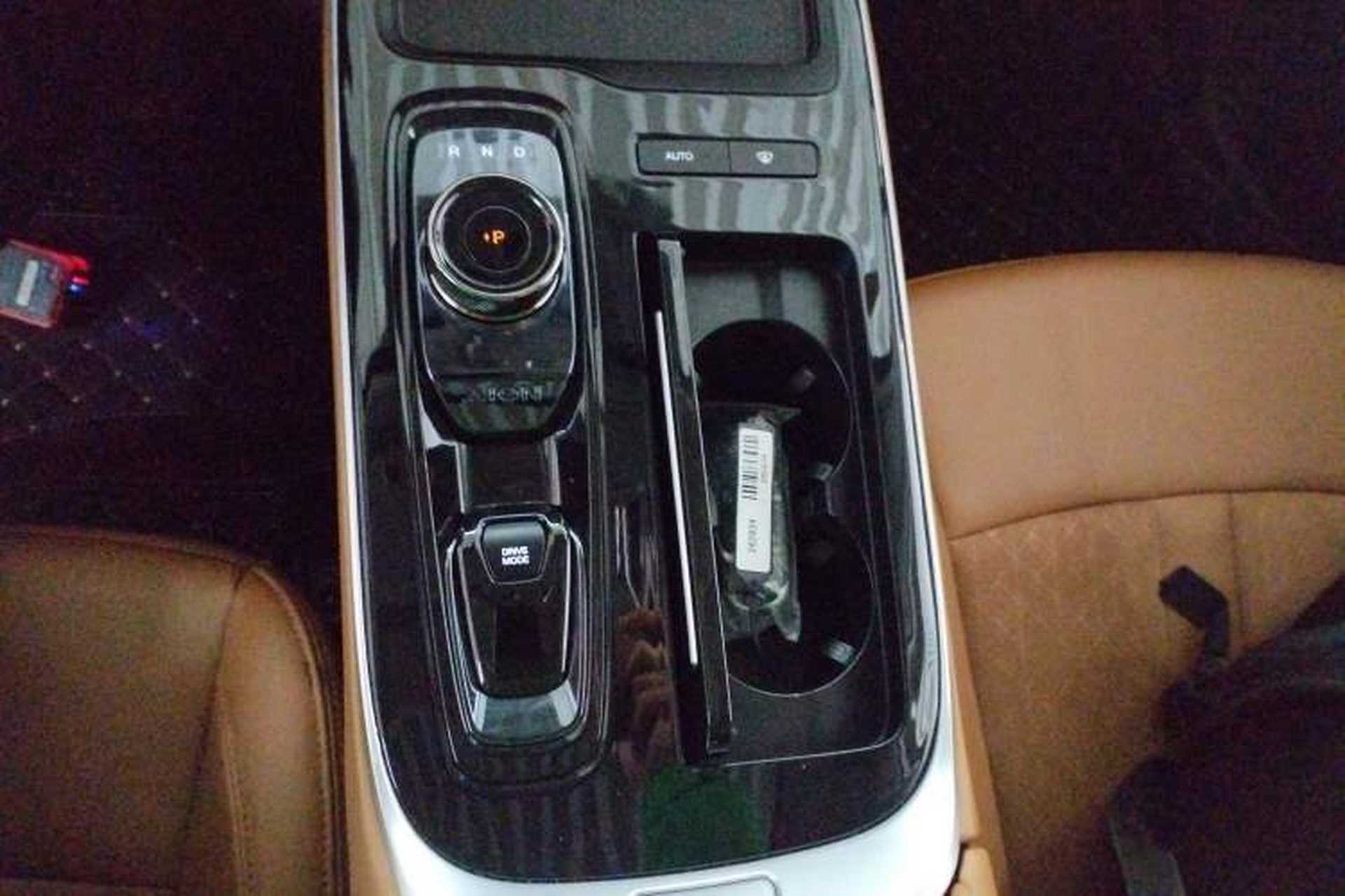 Used AION S Plus 2025 Comfort Version 53.241 kWh Gear Lever