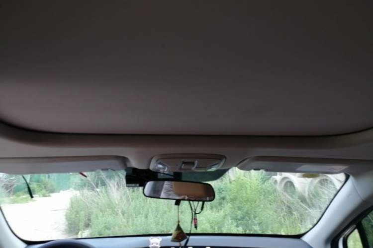Used AION S Plus 2025 Travel Edition 52.998 kWh Headliner