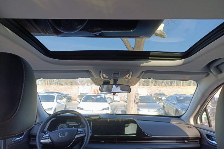 Used AION S Plus 2025 Comfort Version 53.241 kWh Headliner