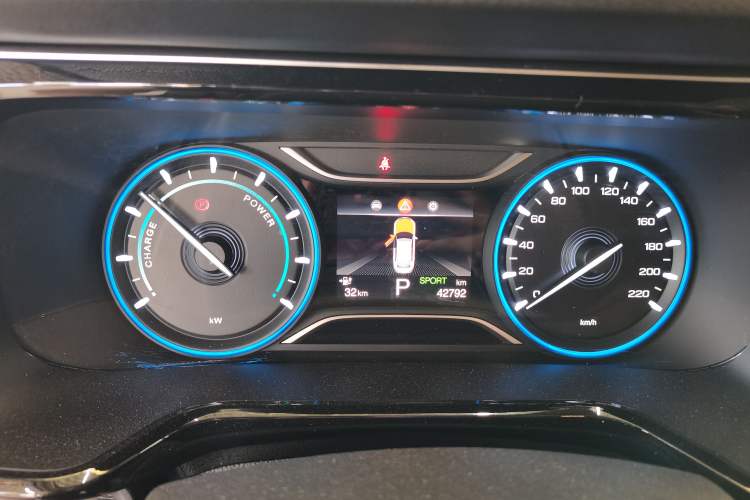 Used AION S Plus 2025 Travel Edition 53.241 kWh Instrument Cluster