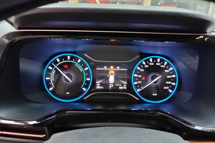 Used AION S Plus 2025 Comfort Version 53.241 kWh Instrument Cluster