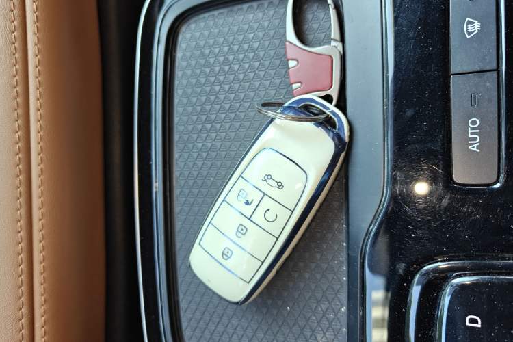 Used AION S Plus 2025 Comfort Version 53.241 kWh Interior 1