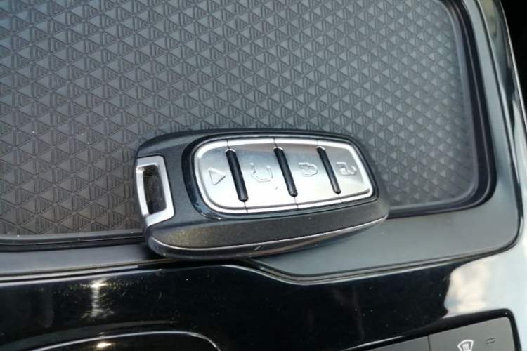 Used AION S Plus 2025 Travel Edition 52.998 kWh Interior 1
