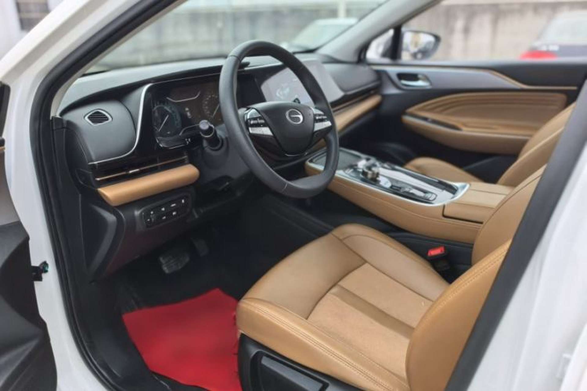 Used AION S Plus 2025 Comfort Version 53.241 kWh Interior 2