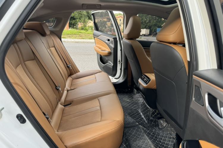 Used AION S Plus 2025 Travel Edition 53.241 kWh Interior 3