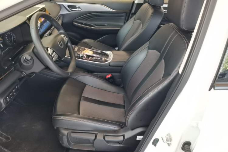Used AION S Plus 2025 Travel Edition 53.241 kWh Left Front Seat