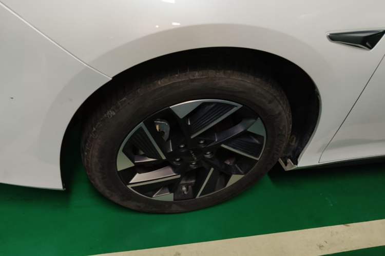 Used AION S Plus 2025 Comfort Version 53.241 kWh Left Front Wheel Hub