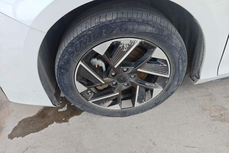 Used AION S Plus 2025 Comfort Version 53.241 kWh Left Front Wheel Hub