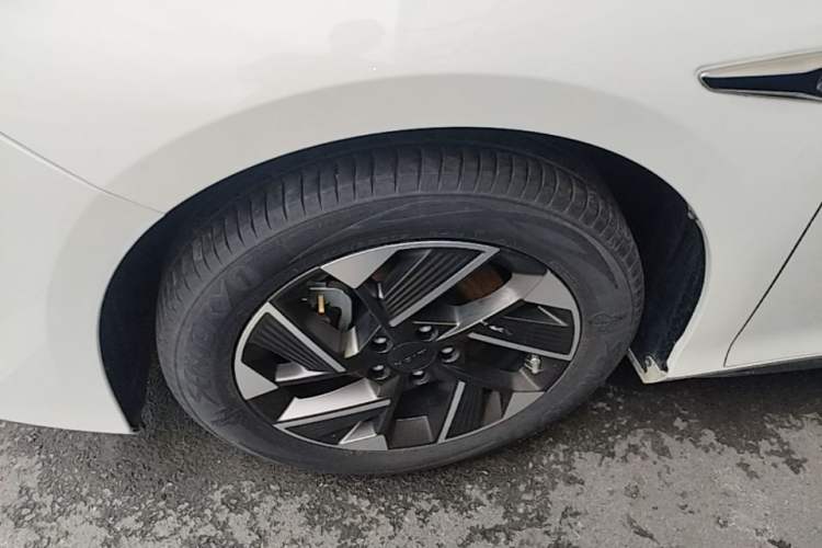 Used AION S Plus 2025 Comfort Version 53.241 kWh Left Front Wheel Hub