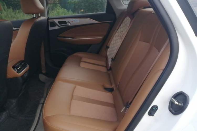 Used AION S Plus 2025 Travel Edition 52.998 kWh Left Rear Seat