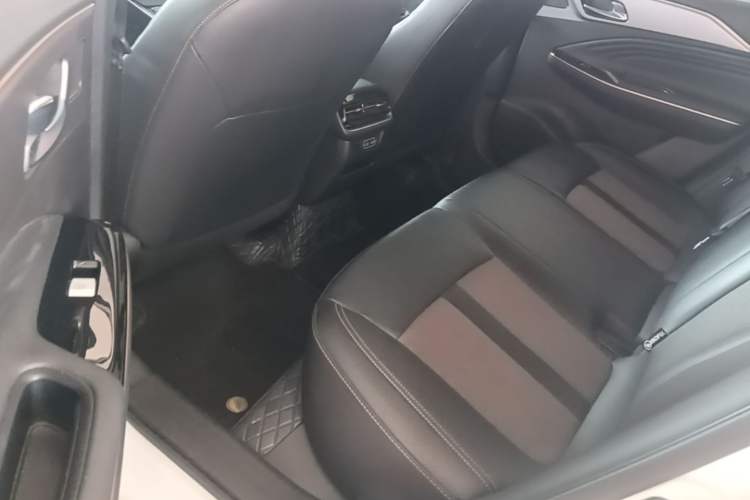 Used AION S Plus 2025 Travel Edition 53.241 kWh Left Rear Seat