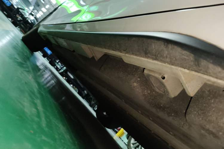 Used AION S Plus 2025 Comfort Version 53.241 kWh Left Side Sill