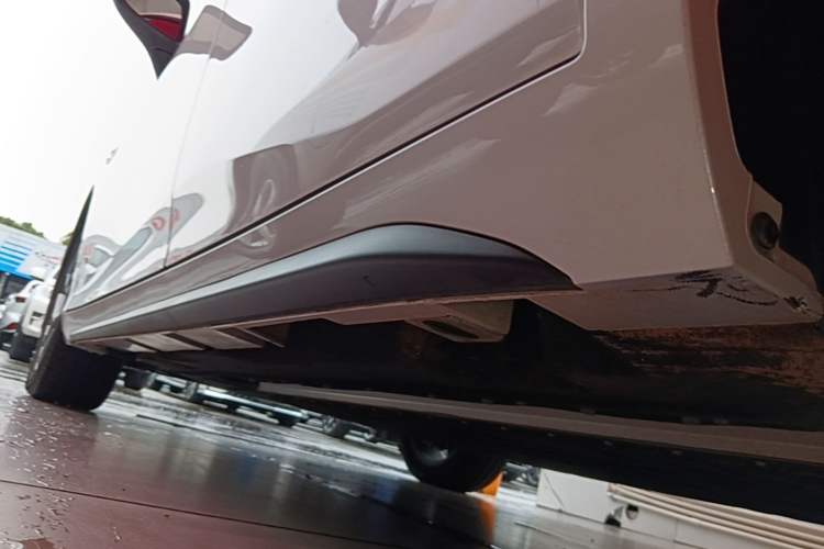 Used AION S Plus 2025 Comfort Version 53.241 kWh Left Side Sill